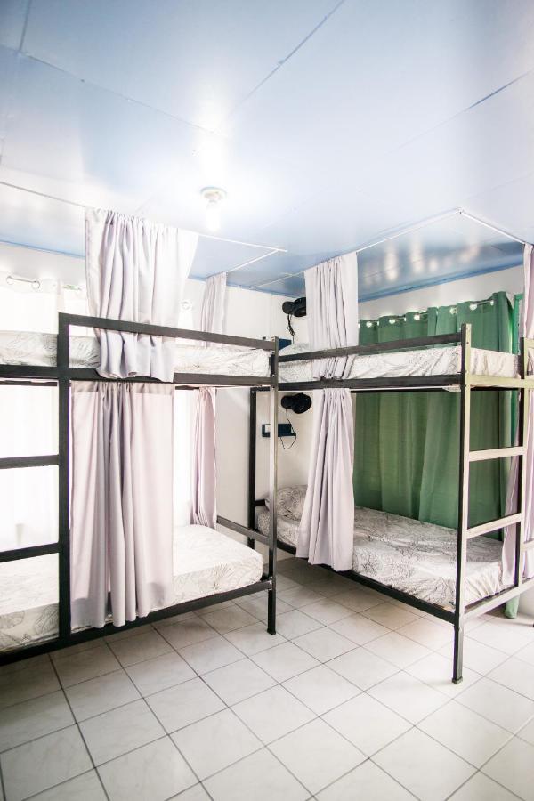 Pura Vibra Hostel La Fortuna Exteriör bild