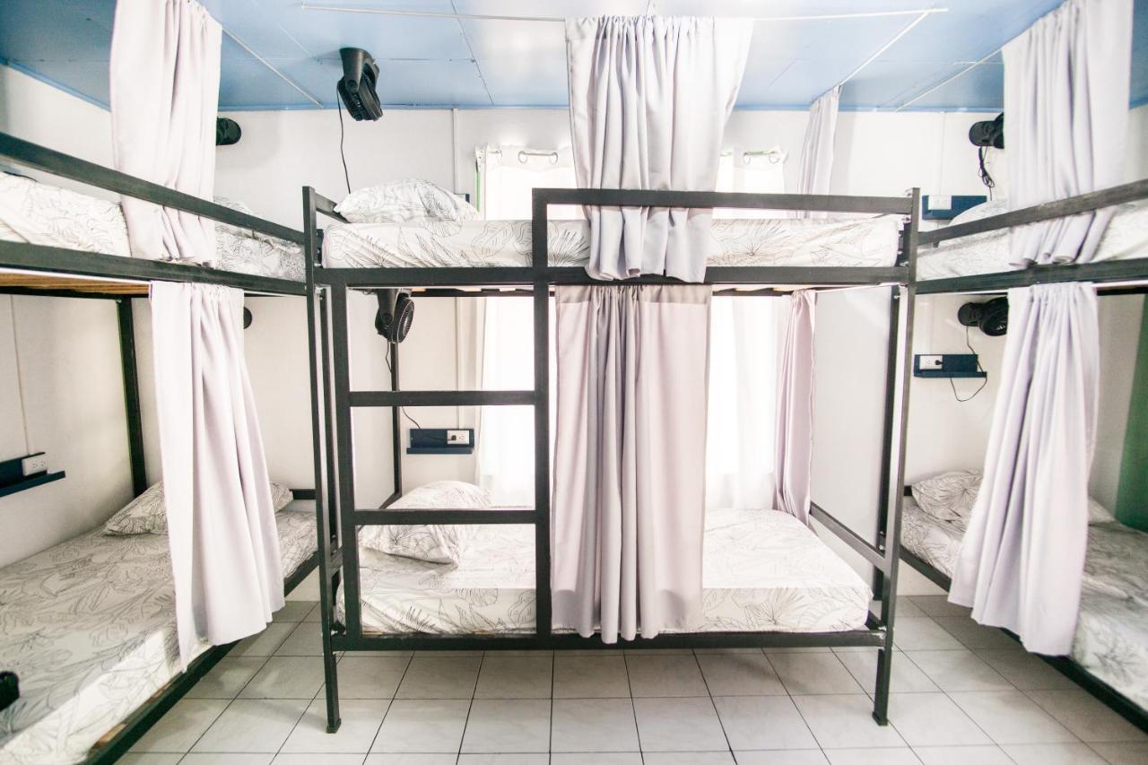 Pura Vibra Hostel La Fortuna Exteriör bild