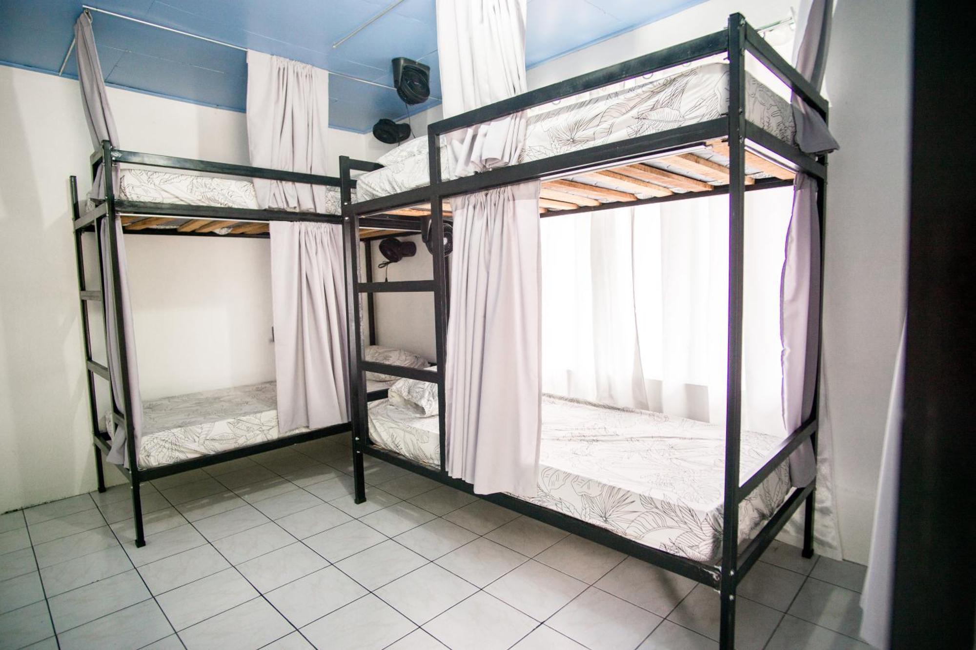 Pura Vibra Hostel La Fortuna Exteriör bild