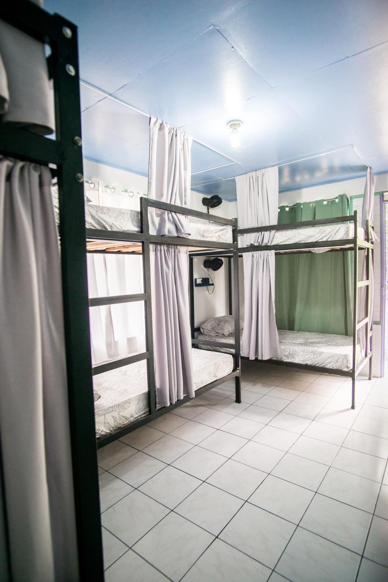Pura Vibra Hostel La Fortuna Exteriör bild
